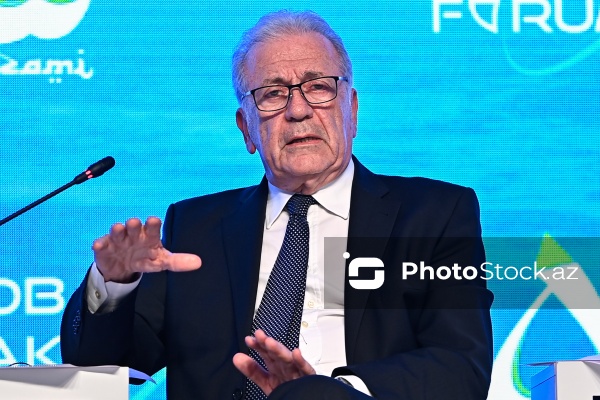 Dimitris Avramopulos - XIII Qlobal Bakı Forumunun ikinci günündə