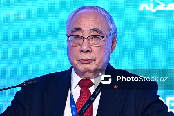 Vu Honqbo - XIII Qlobal Bakı Forumunun ikinci günündə