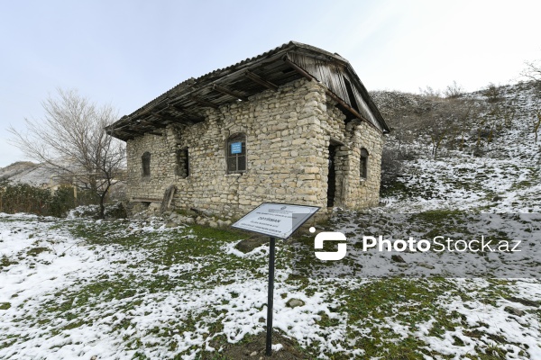 Xızı rayonunda yerləşən XIX əsrə aid su dəyirmanı