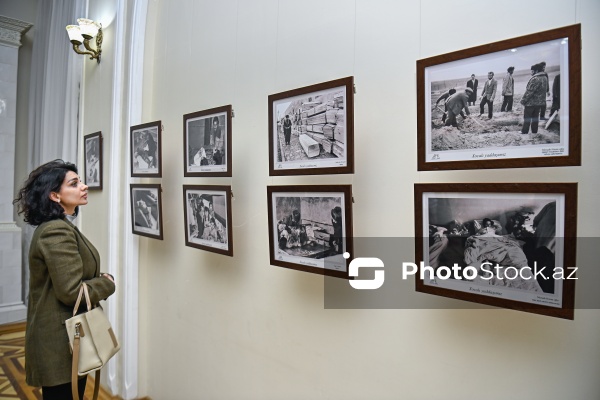 Xocalı faciəsinə həsr olunmuş "Zamanı dayandıran gecə" adlı fotosərgi
