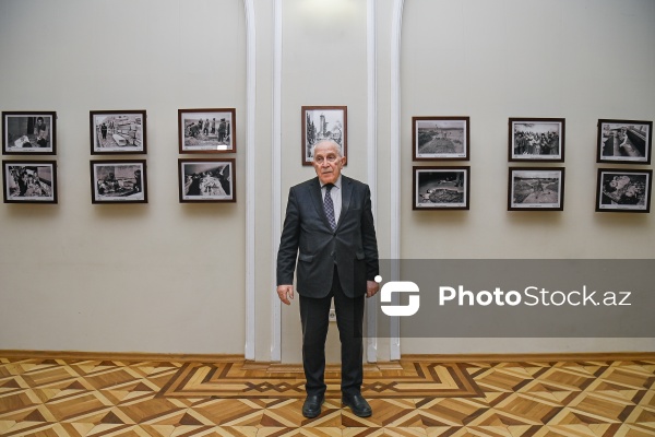 Fuad Hacızadə - "Zamanı dayandıran gecə" adlı fotosərgidə