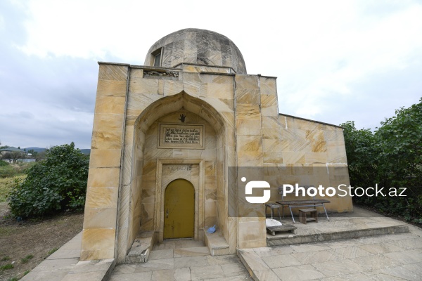 XVI-XVII əsrə aid edilən Soltan Seyid Kərim Türbəsi