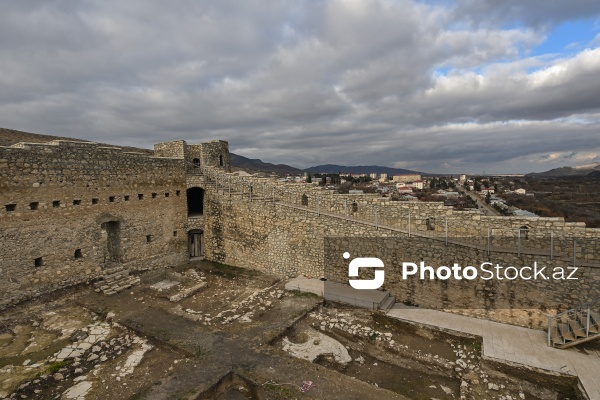 Qarabağ xanlığının şərq qapısı hesab edilən XVIII əsrə aid Əsgəran qalası