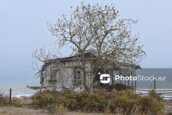 Yarımadadan adaya çevrilən Kürdili adası