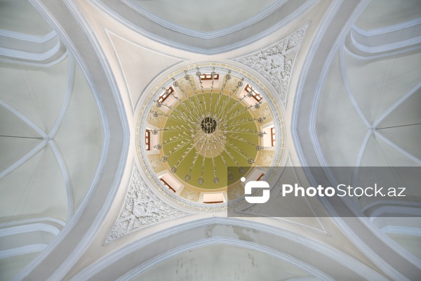 Yasamal rayonunda yerləşən 1892-1896-cı illərə aid Qasımbəy məscidi