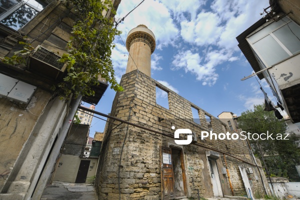 Yasamal rayonunda yerləşən 1892-1896-cı illərə aid Qasımbəy məscidi