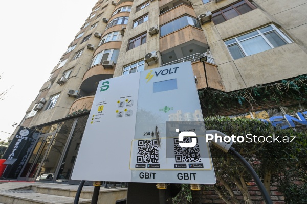 Yasamaldakı binada baş verən yanğından son görüntülər