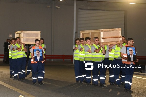 Yekaterinburqda qətlə yetirilən azərbaycanlıların nəşi Bakıya gətirilib