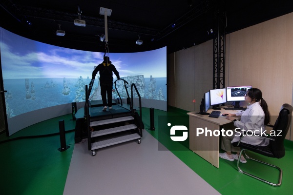 Yeni Klinikada fəaliyyət göstərən Yeni Robotik Reabilitasiya mərkəzi