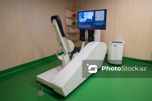 Yeni Klinikada fəaliyyət göstərən Yeni Robotik Reabilitasiya mərkəzi