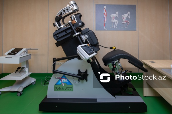 Yeni Klinikada fəaliyyət göstərən Yeni Robotik Reabilitasiya mərkəzi