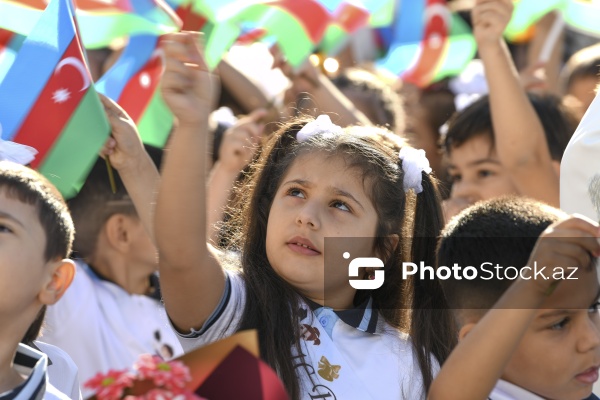 Yeni tədris ilinin ilk dərs günü