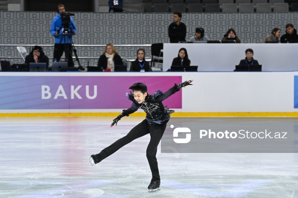 Yeniyetmələr arasında fiqurlu konkisürmə üzrə Qran-pri