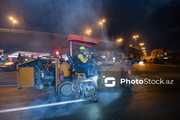 Küçə və prospektlərdə yol nişanlanma xətlərinin çəkilməsi və yenilənməsi