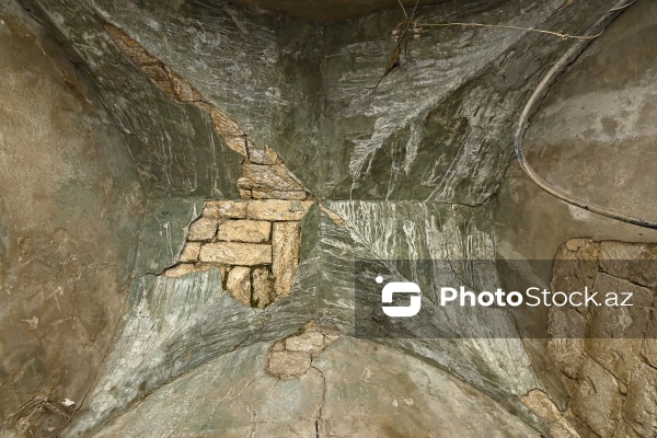 Zabrat qəsəbəsində yerləşən Hacı Cövhər hamamı