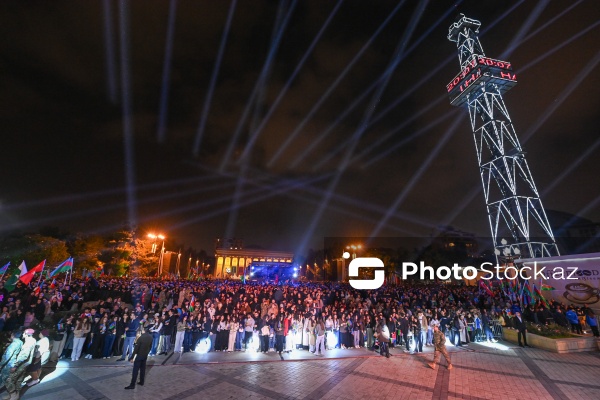 Zəfər Günü münasibətilə Bakıda keçirilən konsert və atəşfəşanlıq