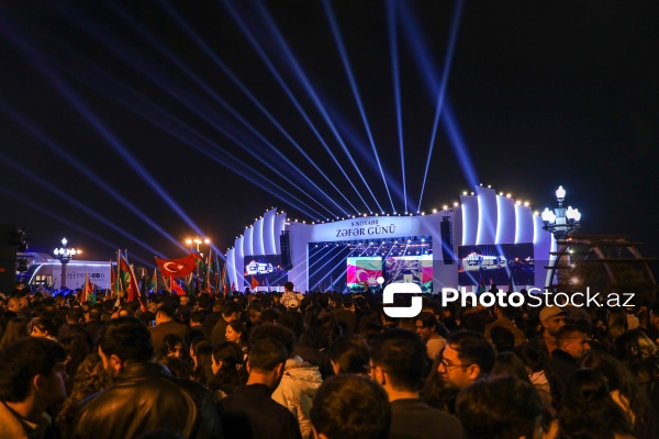 Zəfər Günü münasibətilə Bakıda keçirilən konsert və atəşfəşanlıq