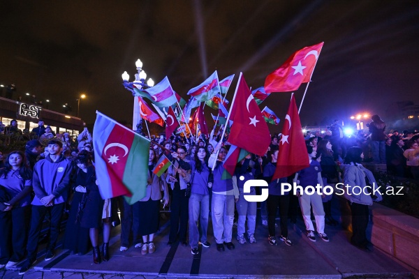 Zəfər Günü münasibətilə Bakıda keçirilən konsert və atəşfəşanlıq