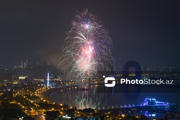 Zəfər Günü münasibətilə Bakıda keçirilən konsert və atəşfəşanlıq