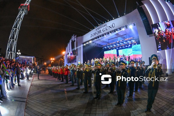 Zəfər Günü münasibətilə Bakıda keçirilən konsert və atəşfəşanlıq