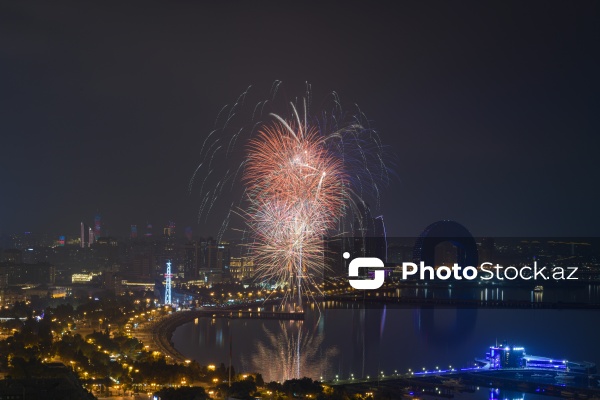 Zəfər Günü münasibətilə Bakıda keçirilən konsert və atəşfəşanlıq