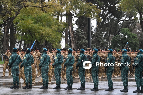 Zəfər Gününə həsr olunmuş hərbi parada hazırlıq məşqləri