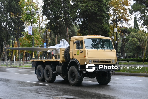 Zəfər Gününə həsr olunmuş hərbi parada hazırlıq məşqləri