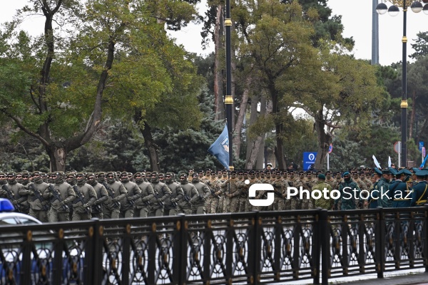 Zəfər Gününə həsr olunmuş hərbi parada hazırlıq məşqləri