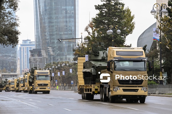 2S31 "Vena" özüyeriyən artilleriya qurğusu