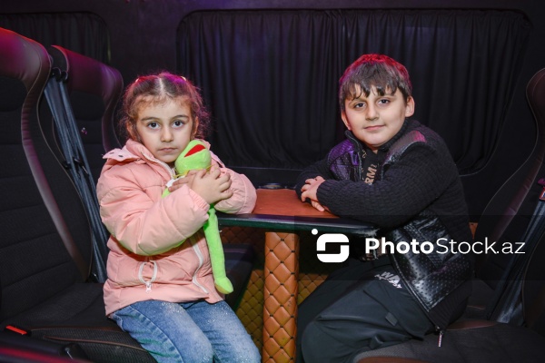 Zəngilanın Məmmədbəyli və Ağdamın Xıdırlı kəndlərinə köç karvanı yola salınıb