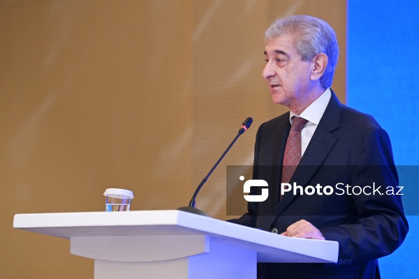 “Zirvə” idarəçilik marafonunun açılış tədbiri
